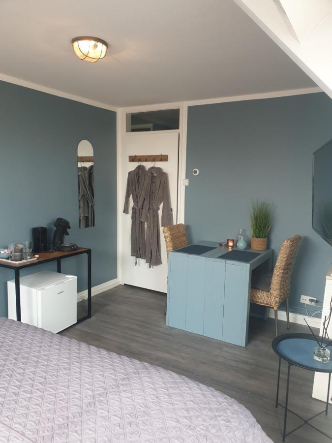 Overnachten Onder De Lange Jaap Den Helder Exterior foto